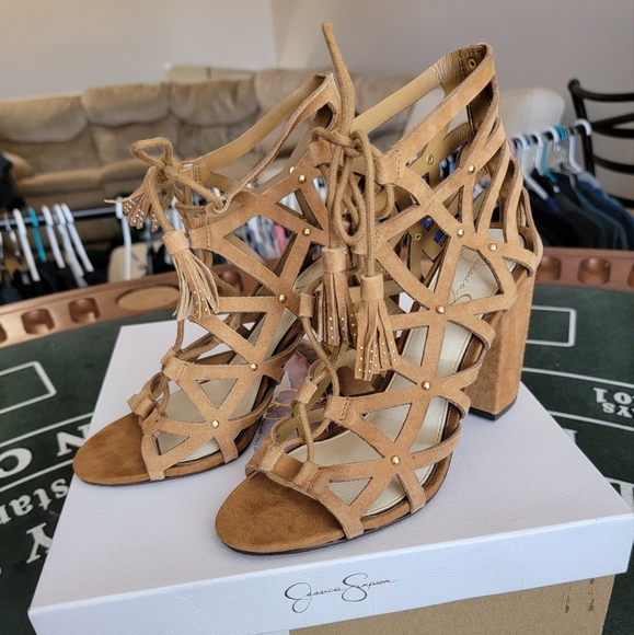 Jessica Simpson Kariba heels, size 8 - Picture 2 of 5